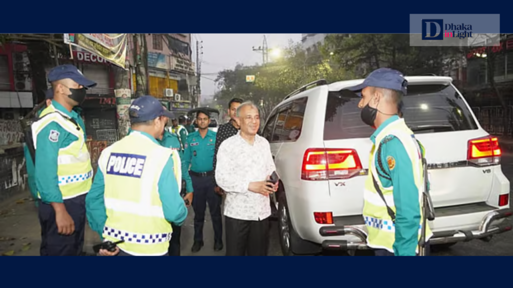 ভোরে ঢাকার চার থানা পরিদর্শনে স্বরাষ্ট্র উপদেষ্টা, আইনশৃঙ্খলা বাহিনীকে তৎপর থাকার নির্দেশ, Dhakainlight.com