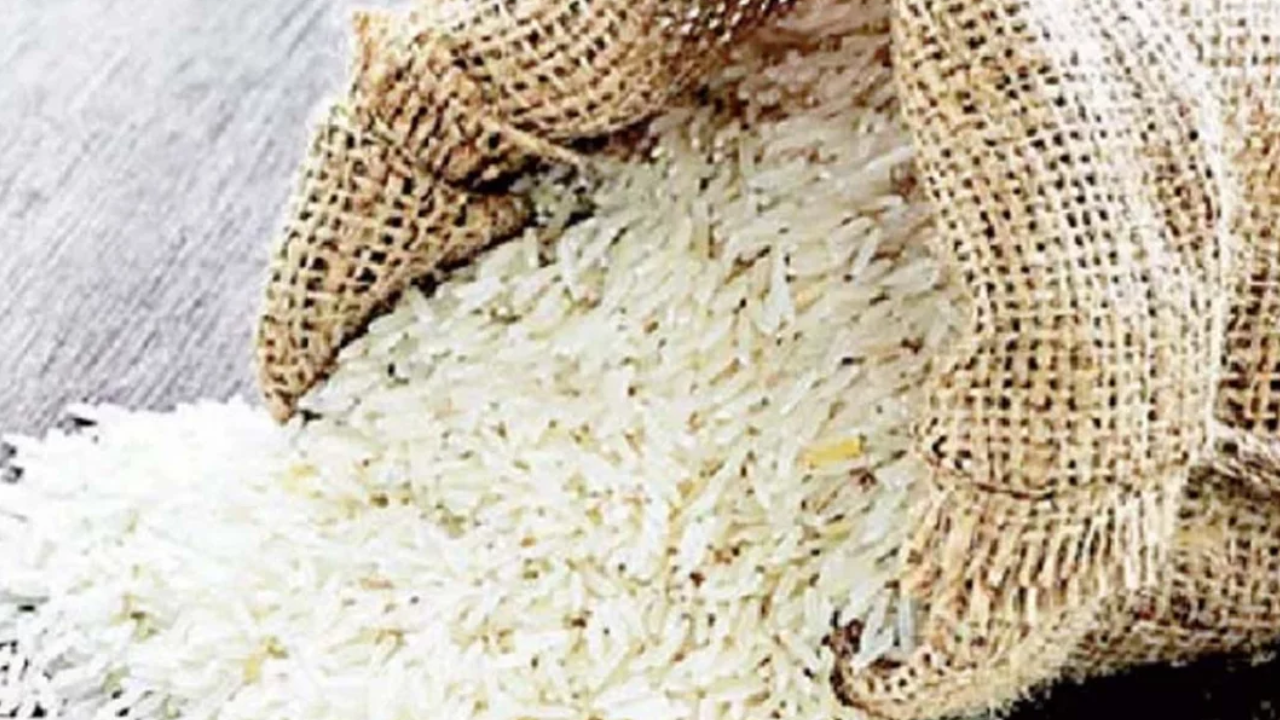 ভারত থেকে আরও ৫০ হাজার টন চাল কিনবে সরকার