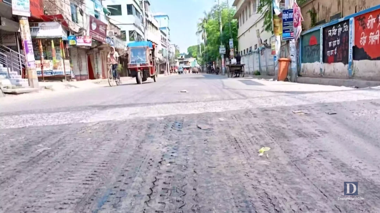 ৪১ ডিগ্রি ছাড়াল চুয়াডাঙ্গার তাপমাত্রা, গরমে গলে গেছে সড়কের পিচ. DShakainlight.com