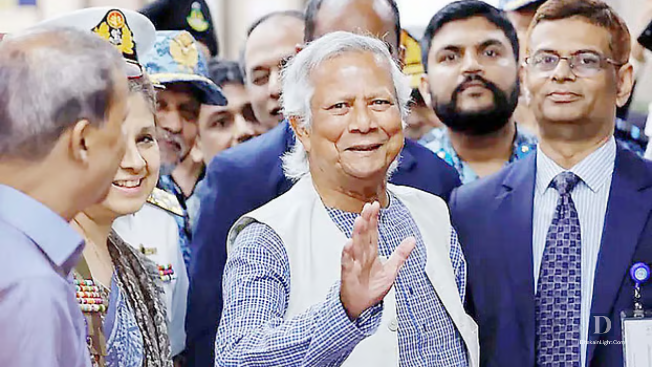 অধ্যাপক ইউনূসের পদত্যাগের গুঞ্জন কেন উঠেছিল—জানালেন মাহমুদুর রহমান মান্না. dhakinlight.com
