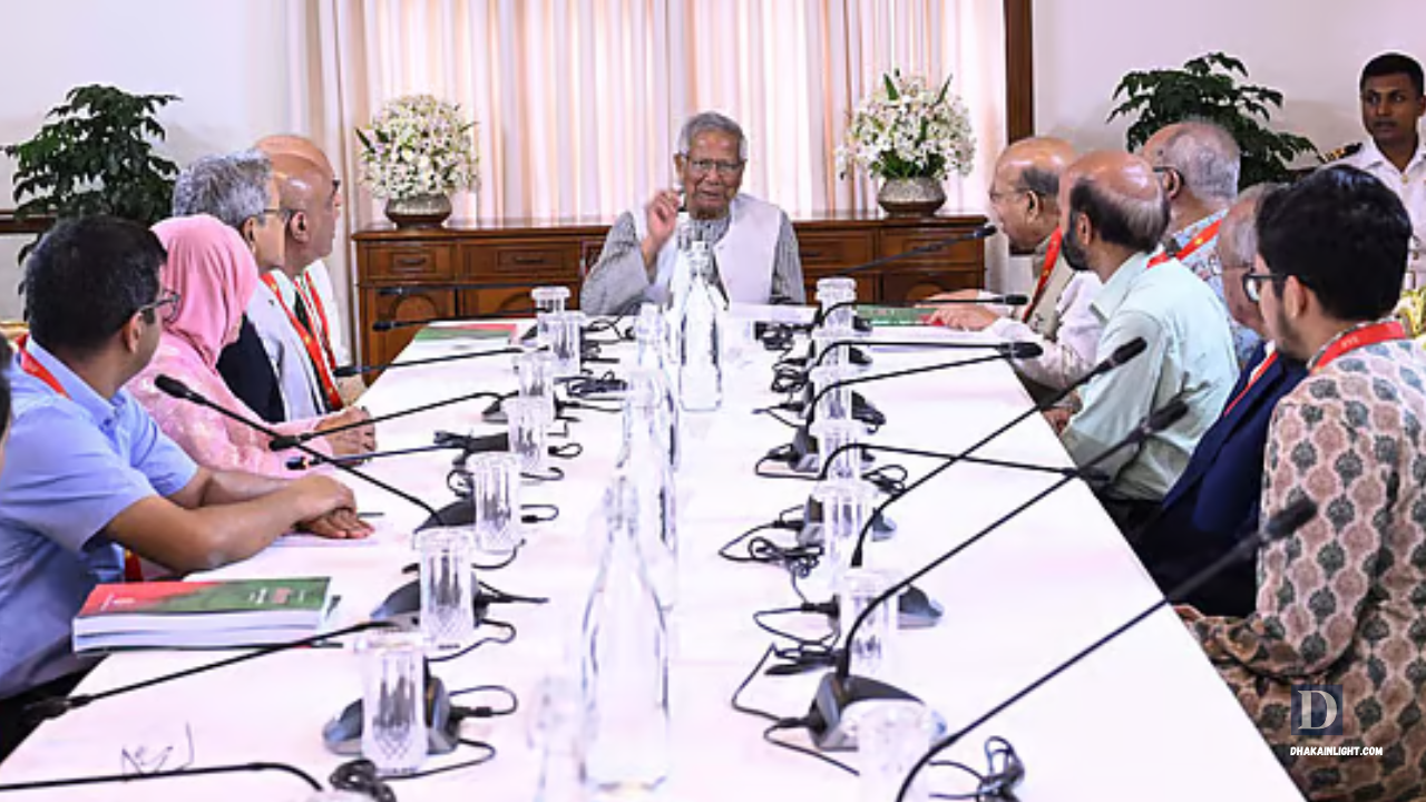 স্বাস্থ্য খাতের সংস্কার দ্রুত বাস্তবায়নের নির্দেশ প্রধান উপদেষ্টা ইউনূসের. Dhakainlight.com