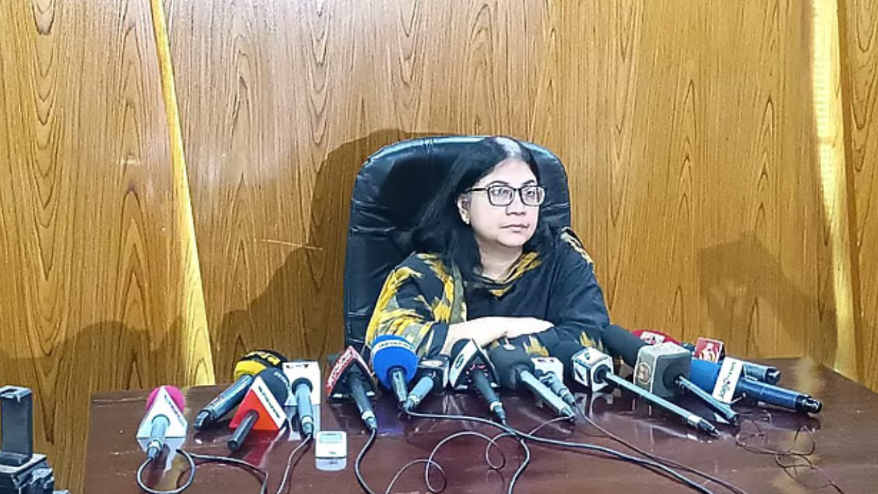 মুচলেকা দিলে মামলা ও জিডি প্রত্যাহারের আশ্বাস বরিশাল বিশ্ববিদ্যালয় উপাচার্যের, Dhakainlight.com