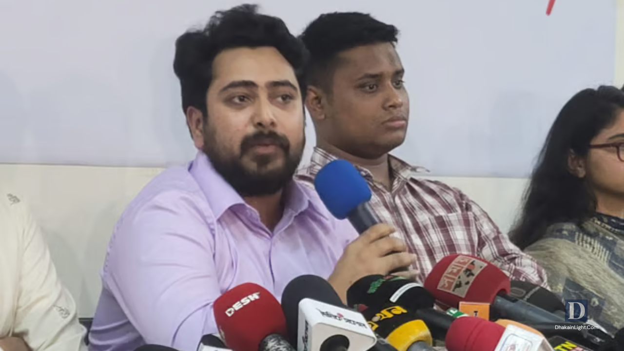 বিএনপিকে ‘ম্যাচিউরিটি’ না দেখানোর অভিযোগ এনসিপির, ইসির পুনর্গঠনের দাবি. Dhakainlight.com