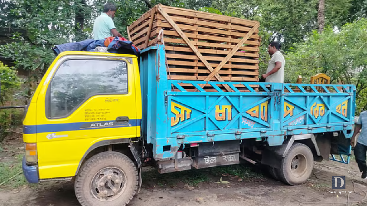 পঞ্চগড়ে ধরা পড়া নীলগাই পাঠানো হলো ডুলাহাজরা সাফারি পার্কে. Dhakainlight.com
