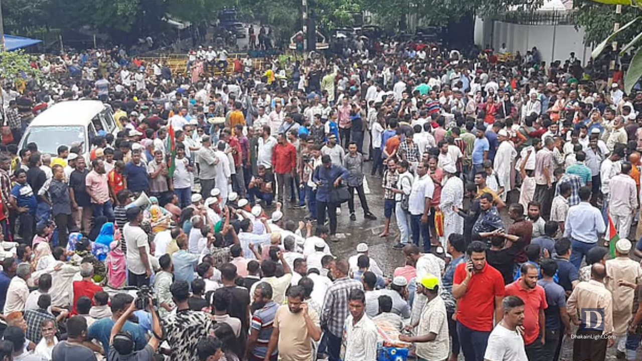 কাকরাইলে বিএনপির অবস্থান কর্মসূচি চলছে, দুই উপদেষ্টার পদত্যাগ দাবি. Dhakainlight.com
