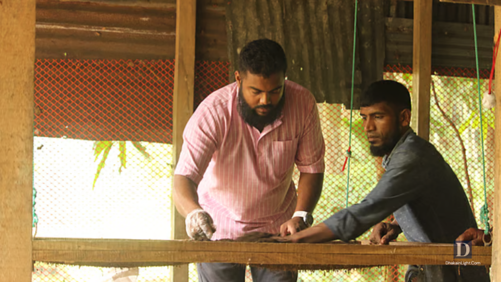 চাকরি ছেড়ে খামারে ঝুঁকলেন ওসমান, বছরে আয় করছেন প্রায় ২০ লাখ টাকা. Dhakainlight.com