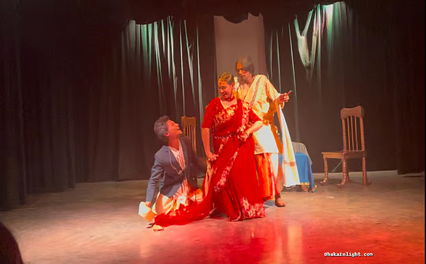রাজশাহী বিশ্ববিদ্যালয়ে মঞ্চস্থ ‘শিককাবাব’: নারীর আত্মসম্মানের এক করুণ কাহিনি