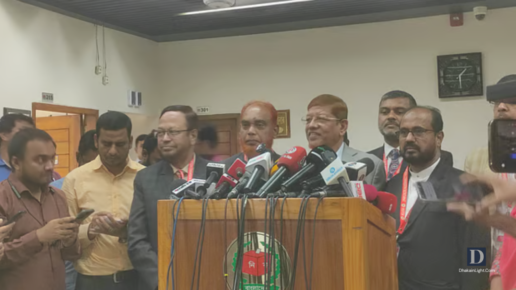 নিবন্ধন ও প্রতীক ফিরে পাওয়া জামায়াতের দলগত অধিকার: হামিদুর রহমান. Dhakainlight.com