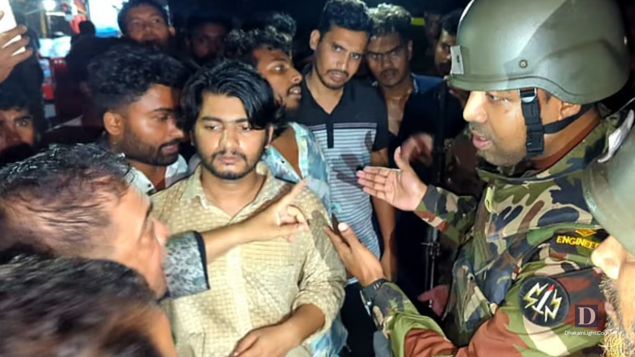 বৈষম্যবিরোধী সংগঠকের ওপর হামলার ঘটনায় অভিযুক্তের ফেসবুক লাইভে বিএনপি নেতার ওপর ক্ষোভ. Dhakainlight.com