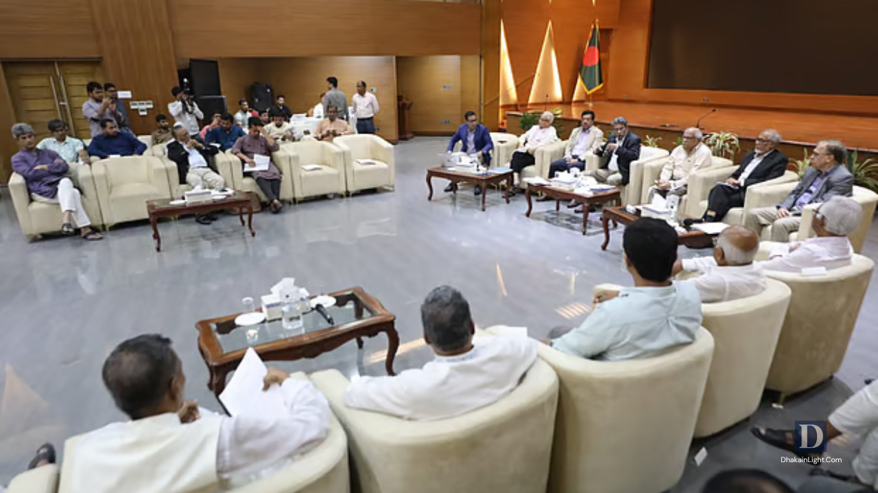 সরকারের স্থায়িত্ব নিশ্চিত করতে আস্থা ভোটের পক্ষে বিএনপি ও এনসিপিসহ কয়েকটি দল. Dhakainlight.com